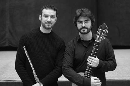 Sergio Santes (guitarra) y Vicent Gelós (flauta)